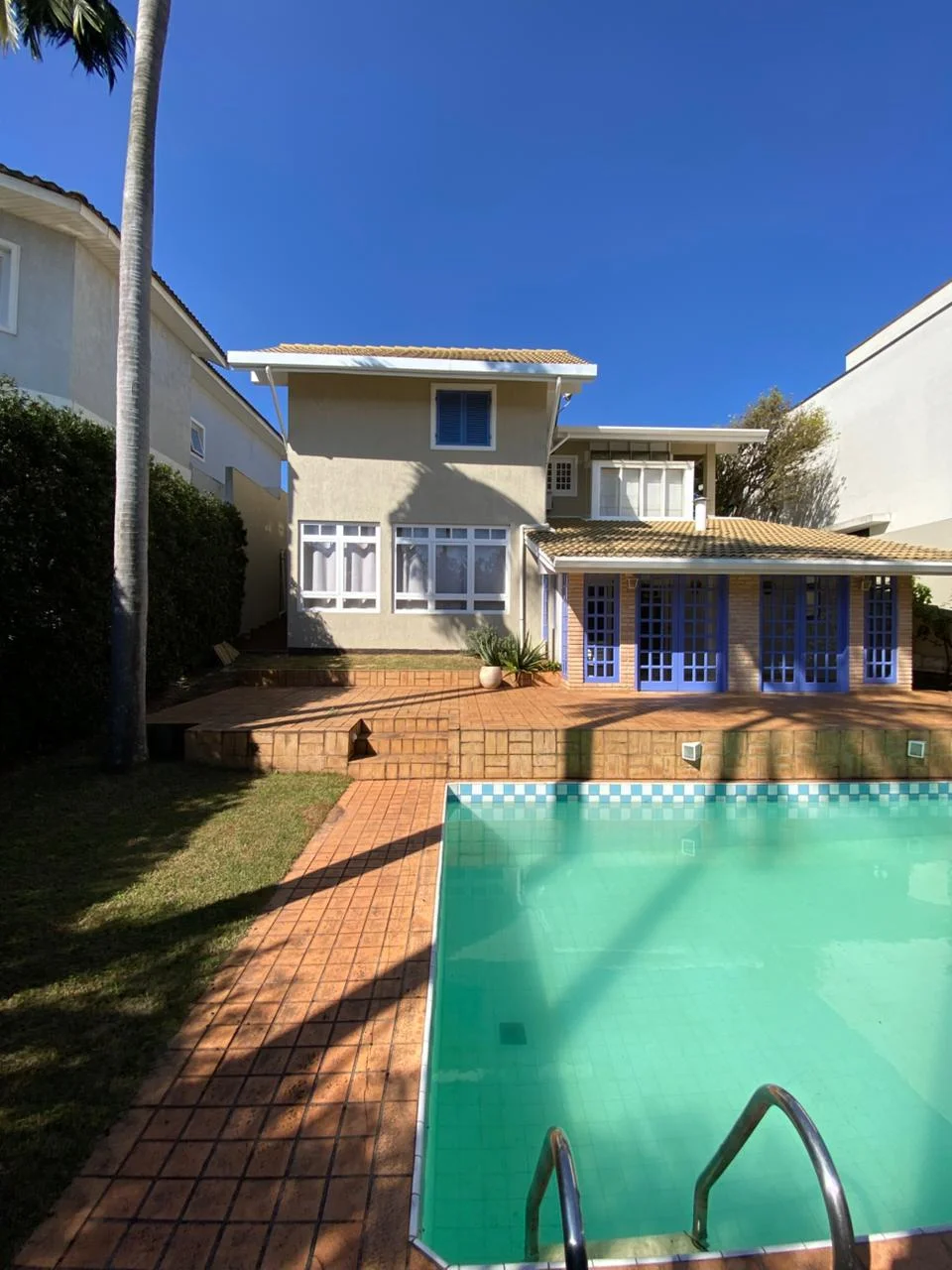 Casa em condomínio em Santana de Parnaíba, Alphaville